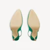 Balenciaga for kvinner | Manolo Blahnik-slingback i gressgrønn