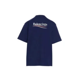 Balenciaga herre-T-skjorte med Political Campaign-trykk, stor størrelse, korte ermer, marineblå 641675TIV521195 Balenciaga herre-T-skjorte med Political Campaign-trykk, stor størrelse, korte ermer, marineblå 641675TIV521195