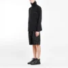 Balenciaga-herrejakke med brodert logo, halv glidelås og høy krage, svart 486144TWK521000