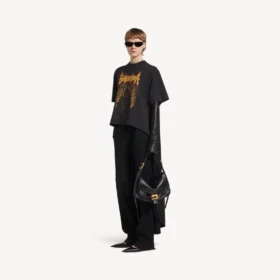 Balenciaga Sacra Cœur Train T-skjorte for kvinner i svart Balenciaga Sacra Cœur Train T-skjorte for kvinner i svart