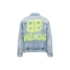BB-sprayed denimjakke i stor passform «Light Blue Yellow» 678354TDW143341