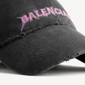 DIY Balenciaga-baseballcap for menn i svart