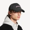 DIY Balenciaga-baseballcap for menn i svart