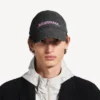 DIY Balenciaga-baseballcap for menn i svart