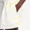 Ekstreme tie-dye-boxershorts for kvinner i A-linje, hvit/gul