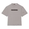 Enfarget med alfabet-trykk, hull, rund hals, korte ermer, unisex, grå 661715TKVD58174