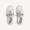 Hamptons medium slitt sneaker for kvinner i hvitt