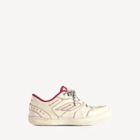 Hamptons medium slitt sneaker for menn i offwhite/rød