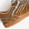 Hamptons-sneaker for menn i kamelfarge med middels slitt utseende