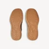 Hamptons-sneaker for menn i kamelfarge med middels slitt utseende