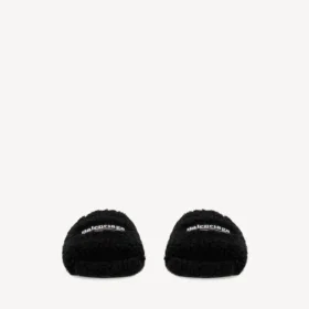 Herremules med pels i svart/hvitt/rødt