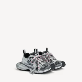 Herresneaker i størrelse 3XL med delt logo i hvitt/marineblått/grått