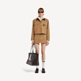 Kort jakke for kvinner i beige