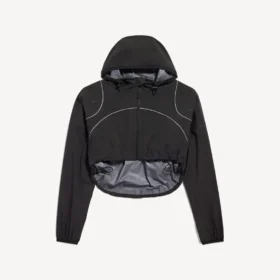Kort jakke i techwear-stil for kvinner i svart