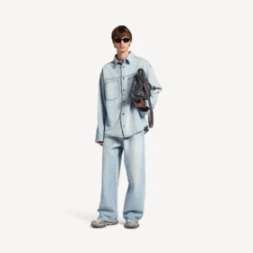Langermet denimskjorte for menn i lyseblått