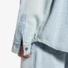 Langermet denimskjorte for menn i lyseblått