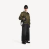 Le 7 Cube messenger-veske for menn, liten, i svart