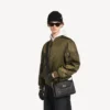 Le 7 Cube messenger-veske for menn, liten, i svart