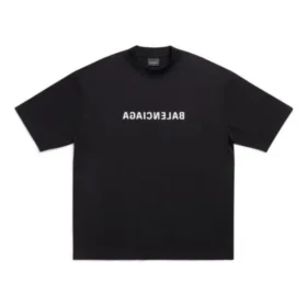 Mirror Balenciaga T-skjorte, medium passform «Black» 612966TNVR21070