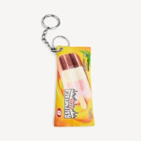 Nøkkelring/smykke for menn i form av en snackpose i gult