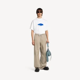Oversized T-skjorte for menn i hvitt med «Wet Brush»-trykk