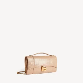 Pochette for kvinner i Hourglass-form med kjede i nude Pochette for kvinner i Hourglass-form med kjede i nude