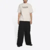Retail Therapy T-skjorte med medium passform «Ivory Black» 612966TLVB19054