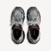 Runner-sneakers for menn i grå/rød/svart