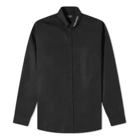 Skjorte med logo på kragen, lange ermer og knapper «Black» 671586TYB181000