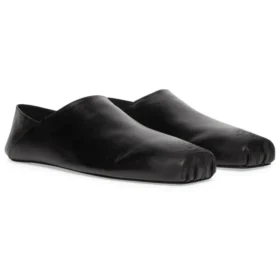 Slip-on med firkantet tå i mykt kalveskinn «Black» 702072WBDH11000