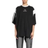 Sporty B T-skjorte med boksaktig passform «Black White» 699182TMVC41070