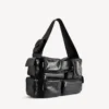 Superbusy stor slingbag i svart