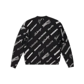 Sweatshirt med rund hals og logo-trykk over hele «Black White» 724858T16651070 Sweatshirt med rund hals og logo-trykk over hele «Black White» 724858T16651070