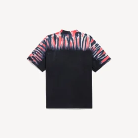T-skjorte for menn med ekstrem tie-dye-mønster og medium passform i svart