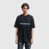 T-skjorte med uskarpt logo «Black Blue» 661705TKVD51070