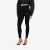Tekniske leggings for kvinner i svart