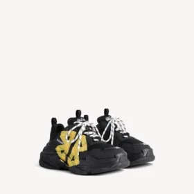 Triple S Tape Type sneaker for kvinner i svart/gult